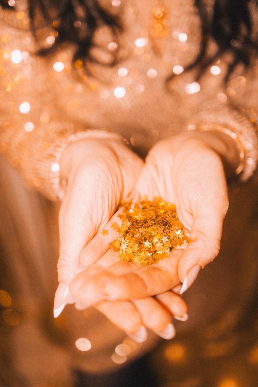 https://madyna.be/storage/activity_photos/68a06c1dcd542/glitter-9297612_1280.jpg